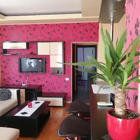 Mamaia Nord Апартаменты *